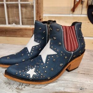 Liberty Black Star Booties sz 11